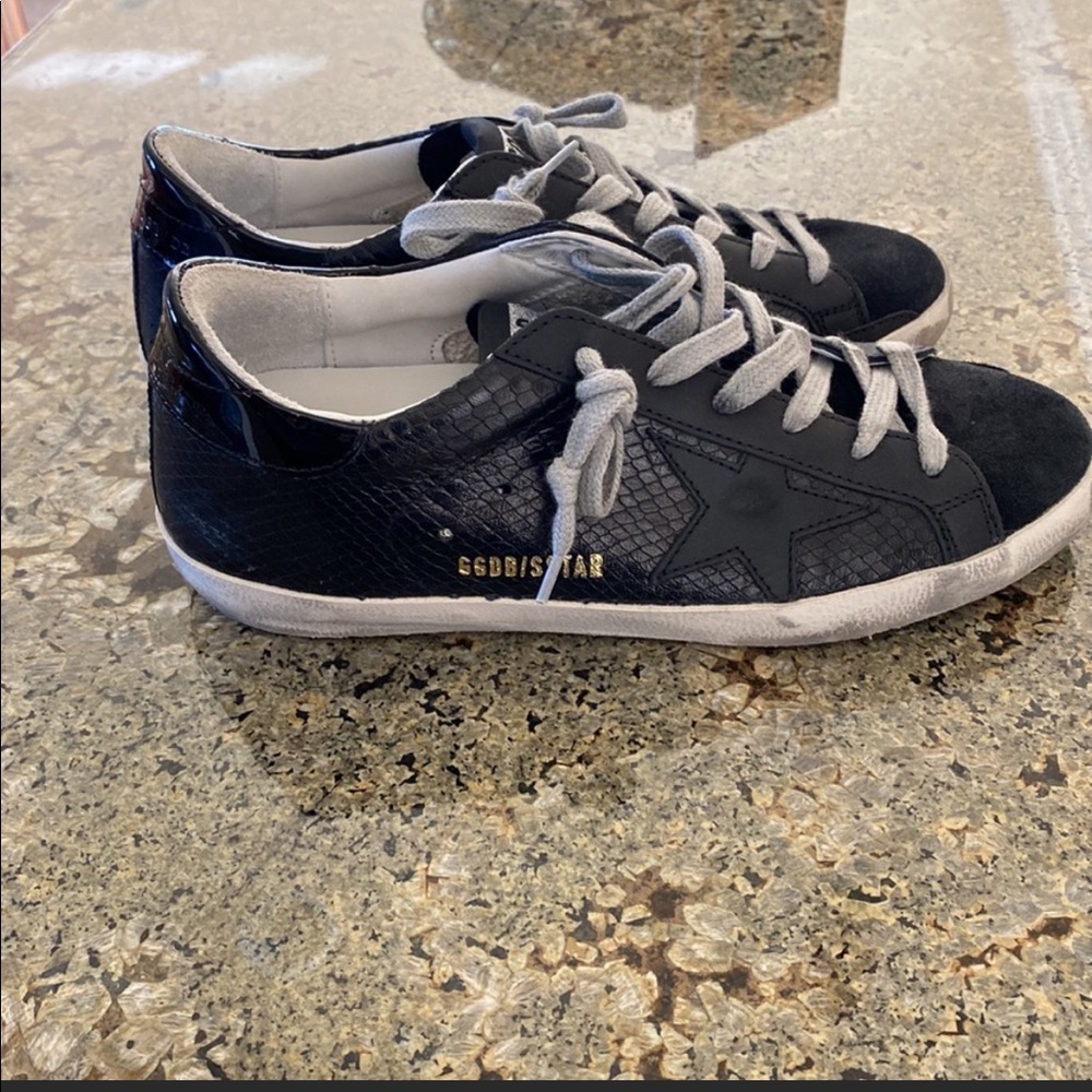 Hardly worn Golden goose sneakers. Black suede & leather. Size 37.